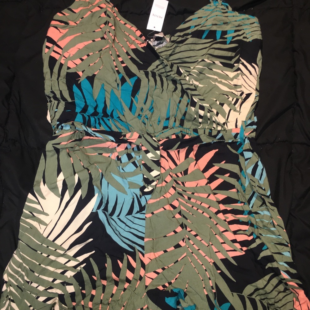 LOFT Multicolor Leaf Print Romper